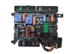 Recambio de caja reles / fusibles para bmw 1 (f40) 118 d referencia OEM IAM 61149360501 190053906032  2