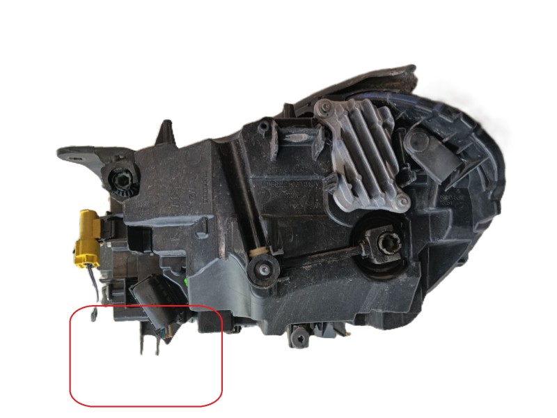 Recambio de faro derecho para bmw 1 (f40) 118 d referencia OEM IAM 63119448096  