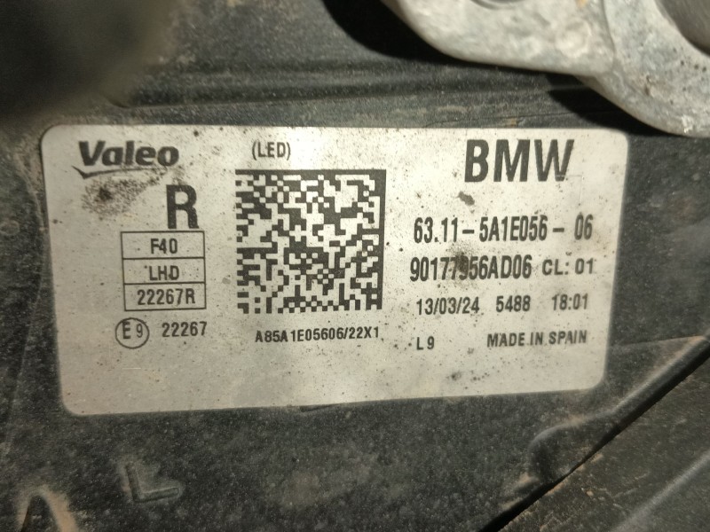 Recambio de faro derecho para bmw 1 (f40) 118 d referencia OEM IAM 63119448096  