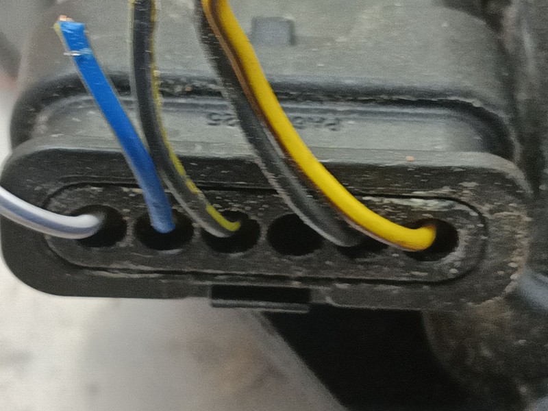 Recambio de cerradura puerta trasera izquierda para bmw 1 (f40) 118 d referencia OEM IAM 51227956143 795614309 