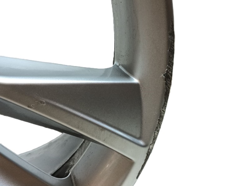 Recambio de llanta para seat ateca (kh7, khp) 1.0 tsi referencia OEM IAM   