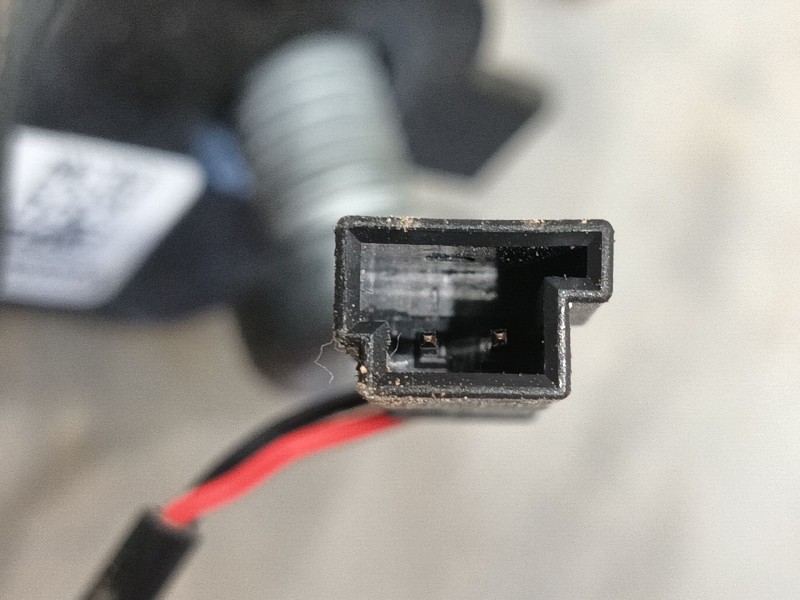 Recambio de enganche cinturon trasero izquierdo para bmw 1 (f40) 118 d referencia OEM IAM   