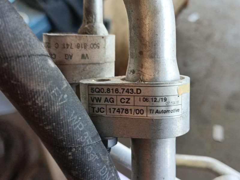 Recambio de tubos aire acondicionado para seat leon (5f1) 2.0 tdi referencia OEM IAM   