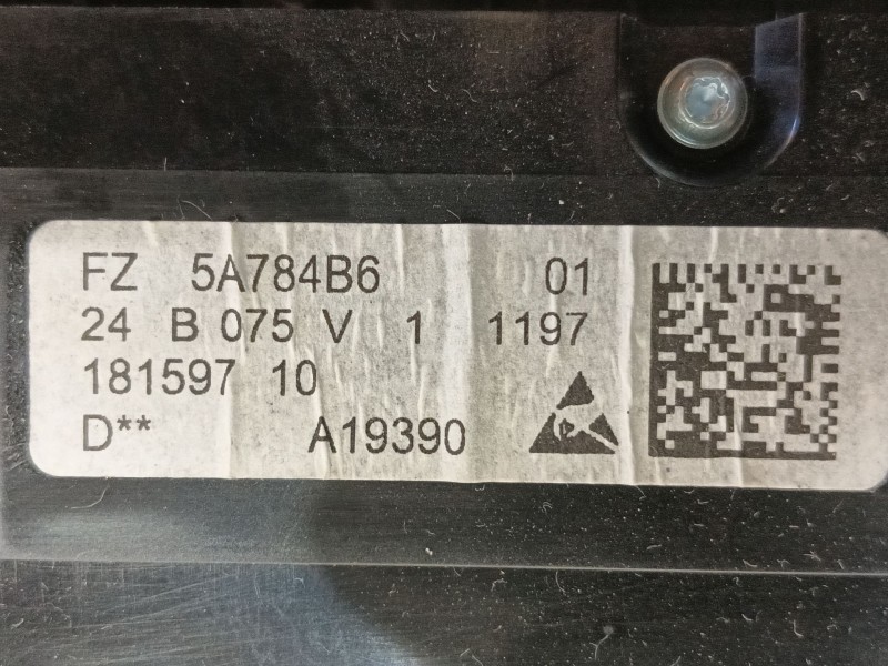 Recambio de luz interior delantera central para bmw 1 (f40) 118 d referencia OEM IAM 63315A52CD0  