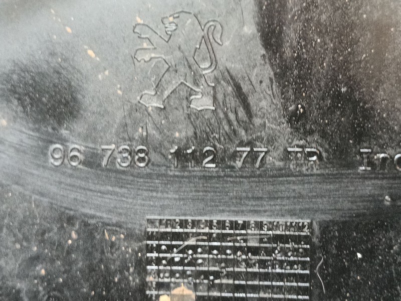 Recambio de guantera para peugeot 208 i (ca_, cc_) 1.6 hdi referencia OEM IAM   