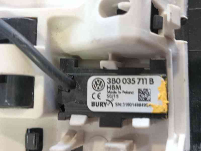 Recambio de luz interior para seat leon (5f1) 2.0 tdi referencia OEM IAM   