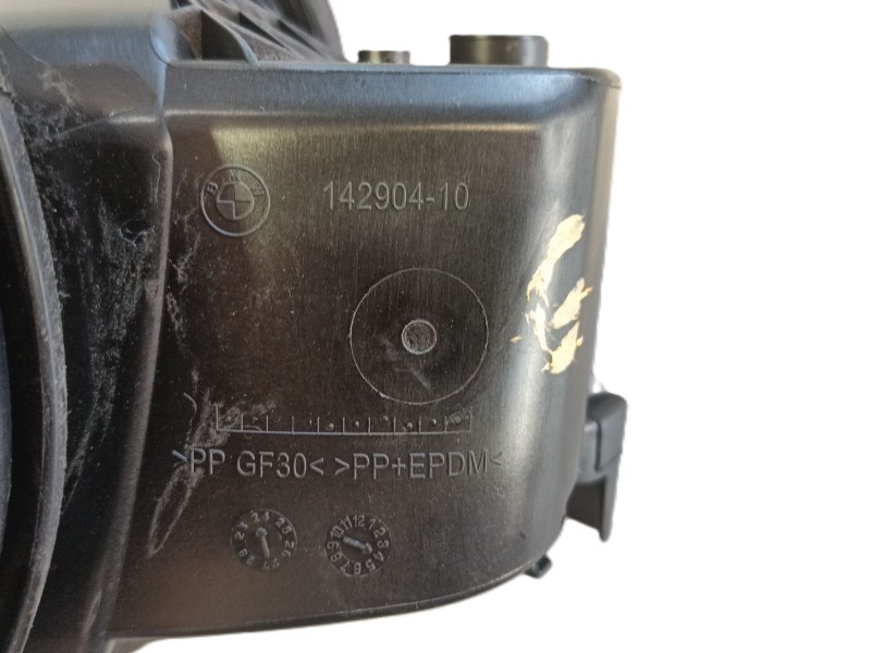 Recambio de tapa exterior combustible para bmw 1 (f40) 118 d referencia OEM IAM   