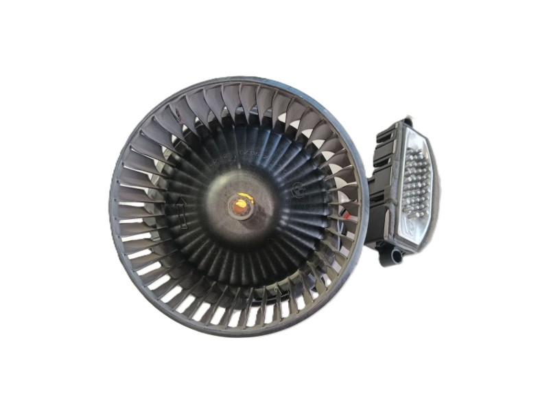 Recambio de ventilador calefaccion para bmw 1 (f40) 118 d referencia OEM IAM 64119297752  