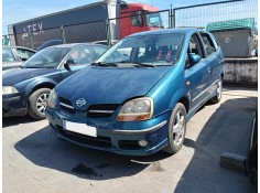 nissan almera tino (v10) del año 2001