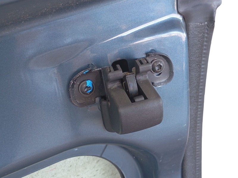 Recambio de porton trasero derecho para dacia logan express (fs_) 1.5 dci (fs0w) referencia OEM IAM   