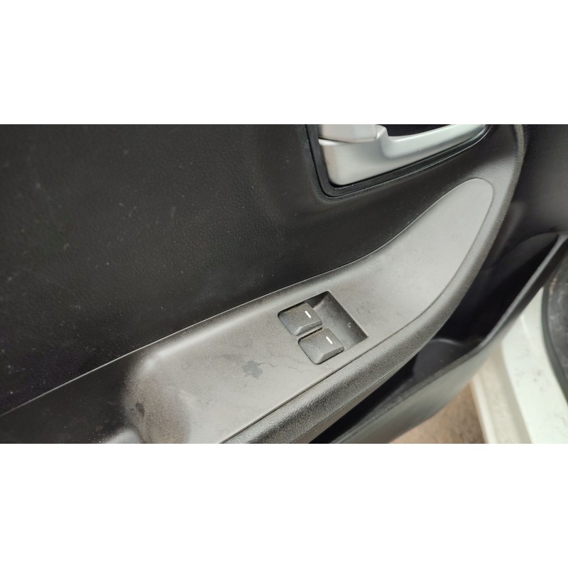 Recambio de mando elevalunas delantero izquierdo para kia picanto ii (ta) 1.0 referencia OEM IAM   