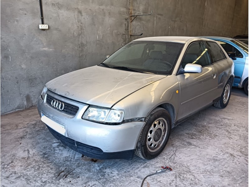 audi a3 (8l1) del año 1996