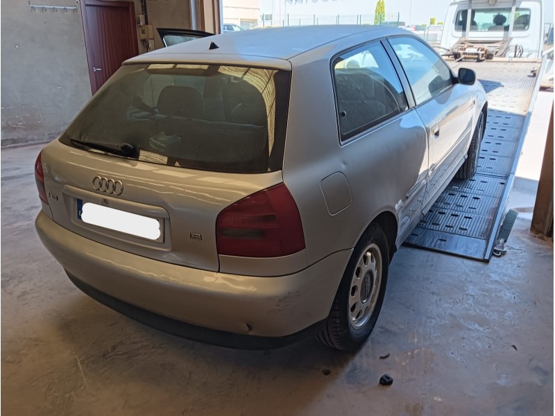 audi a3 (8l1) del año 1996