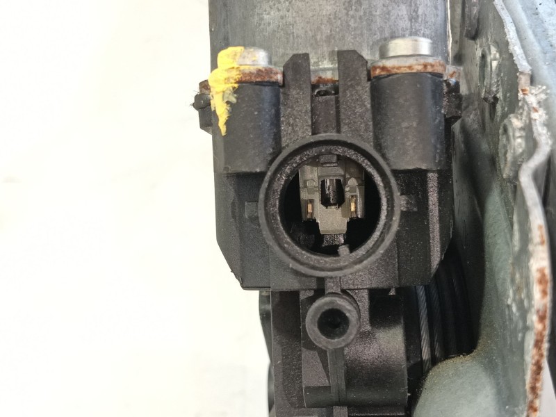 Recambio de elevalunas delantero derecho para dacia logan express (fs_) 1.5 dci (fs0w) referencia OEM IAM 8200800404  