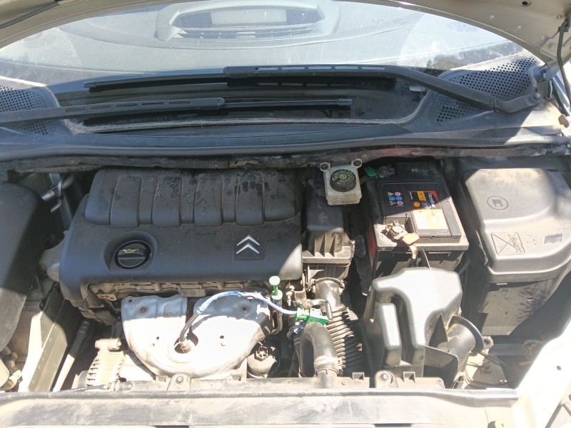 Recambio de despiece motor para citroën c4 i (lc_) 1.4 16v referencia OEM IAM   
