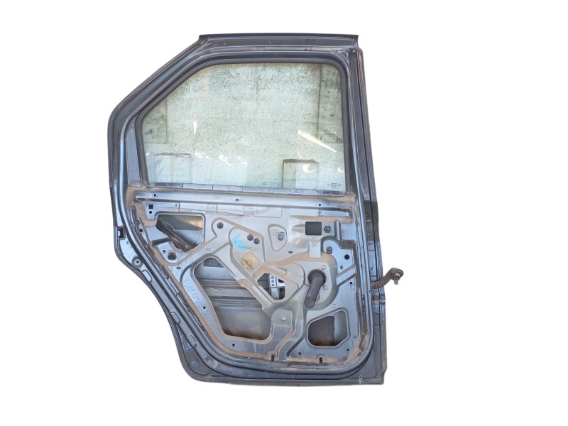 Recambio de puerta trasera izquierda para dacia logan ambiance referencia OEM IAM 821009214R  