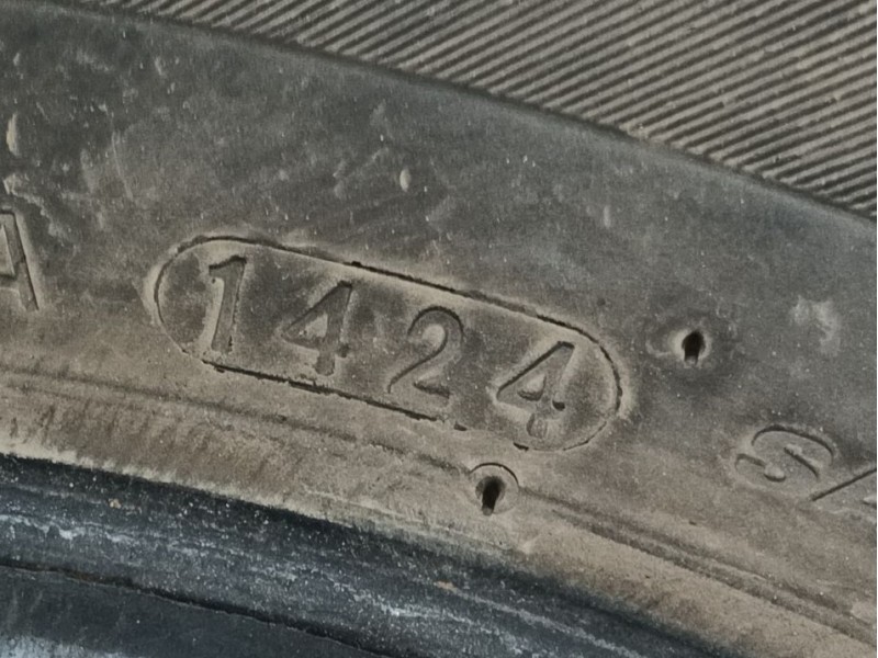 Recambio de neumatico para » otros... modelos referencia OEM IAM 185/65 R15 88H 2 KUMHO