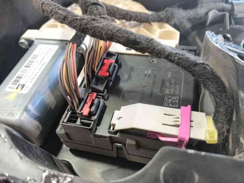 Recambio de elevalunas delantero izquierdo para seat leon (1p1) 1.6 tdi referencia OEM IAM   