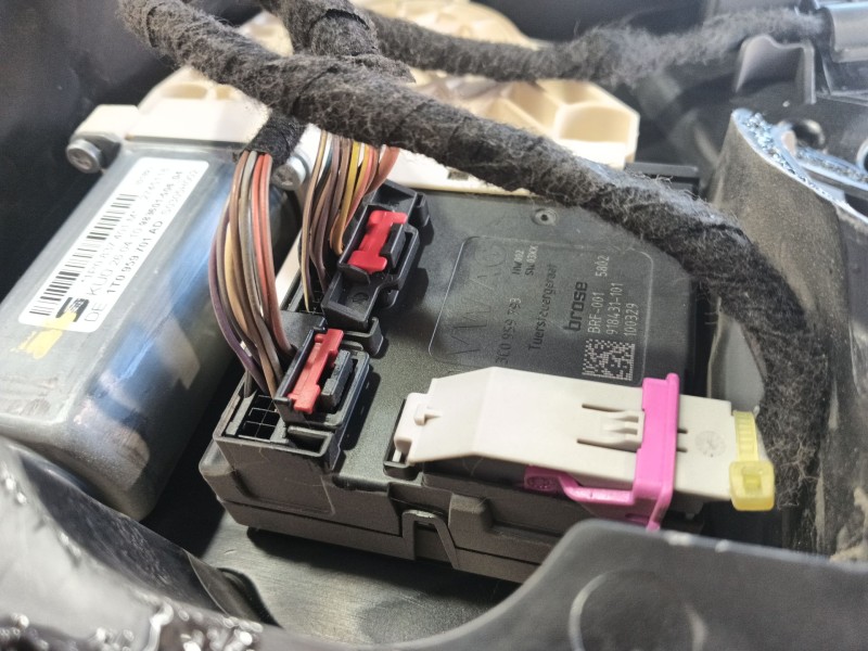 Recambio de elevalunas delantero izquierdo para seat leon (1p1) 1.6 tdi referencia OEM IAM   
