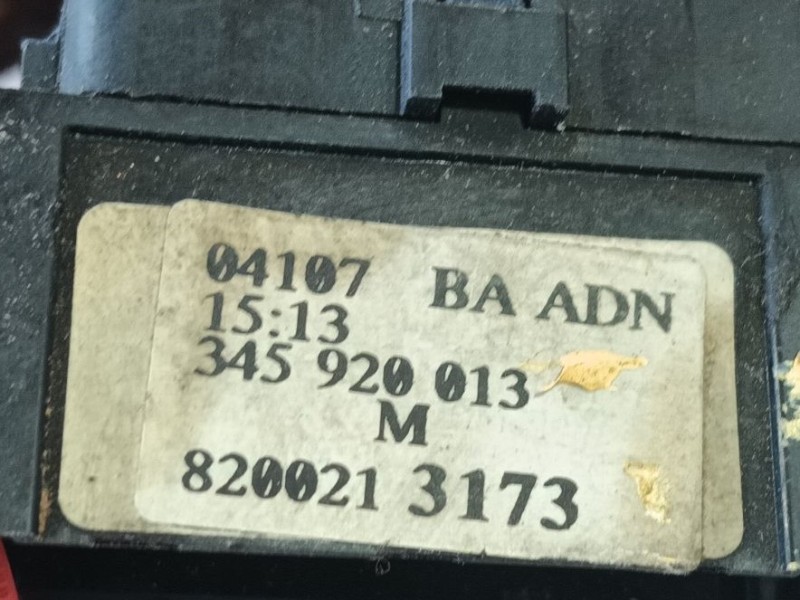 Recambio de mando intermitentes para dacia logan ambiance referencia OEM IAM   