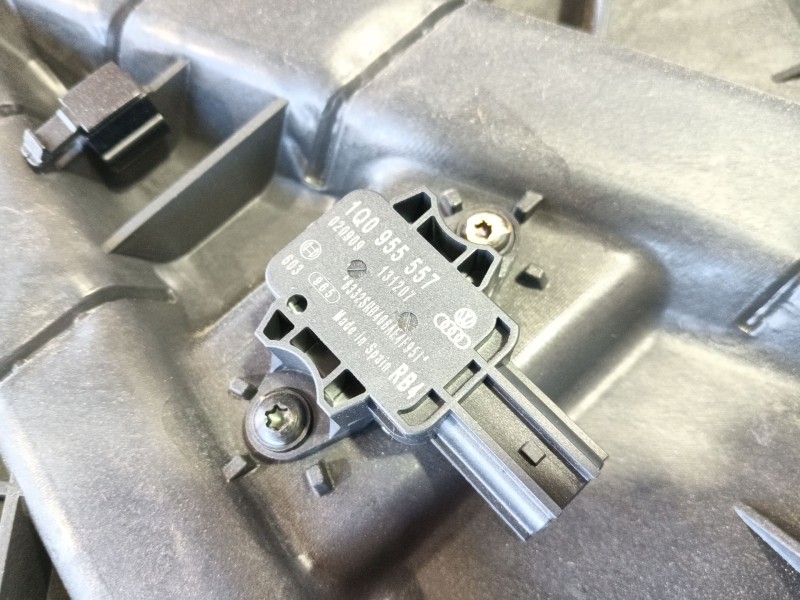 Recambio de elevalunas delantero derecho para volkswagen eos (1f7, 1f8) 2.0 tdi referencia OEM IAM 1Q0837462G  