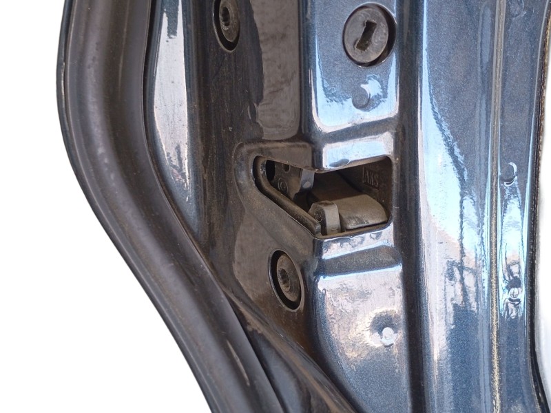 Recambio de puerta trasera izquierda para volkswagen passat b5 (3b2) 1.9 tdi referencia OEM IAM 3B5833051AB  