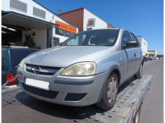 opel corsa c (x01) del año 2004