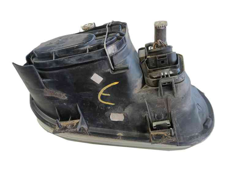 Recambio de faro izquierdo para volkswagen golf iv (1j1) 1.6 16v referencia OEM IAM 1J1941017F / 1J1941017Q  