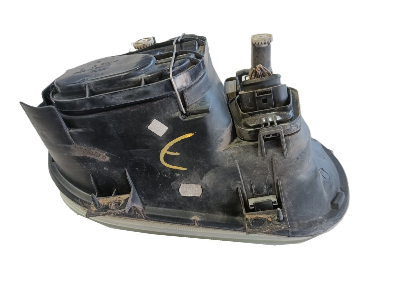 Recambio de faro izquierdo para volkswagen golf iv (1j1) 1.6 16v referencia OEM IAM 1J1941017F / 1J1941017Q  