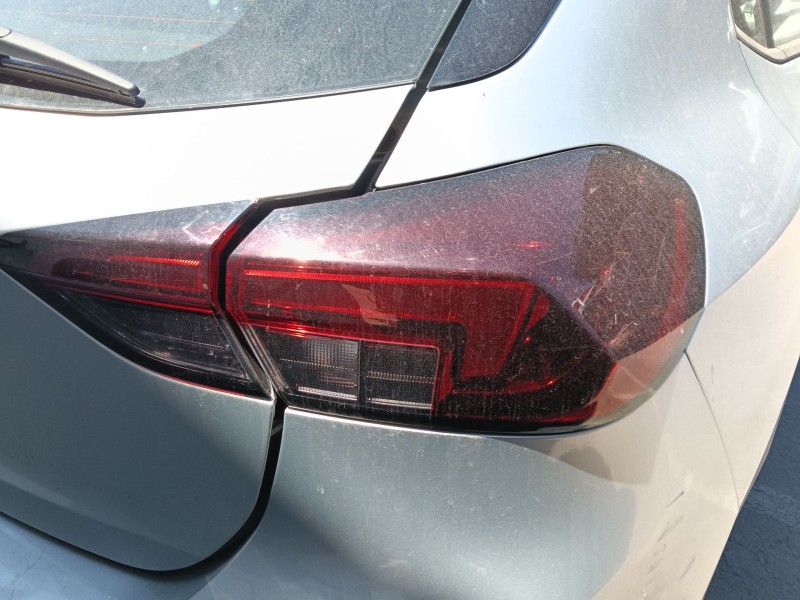 Recambio de piloto trasero derecho para opel corsa f (p2jo) 1.2 (68) referencia OEM IAM 9829317280  