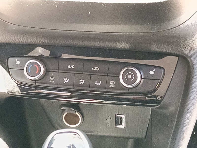 Recambio de mando calefaccion / aire acondicionado para opel corsa f (p2jo) 1.2 (68) referencia OEM IAM   