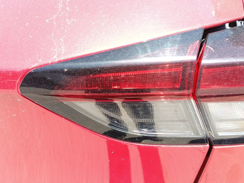 Recambio de piloto trasero derecho interior para opel corsa f (p2jo) 1.2 (68) referencia OEM IAM 9830096180  