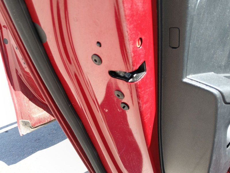 Recambio de cerradura puerta trasera izquierda para opel corsa f (p2jo) 1.2 (68) referencia OEM IAM 9844413080  