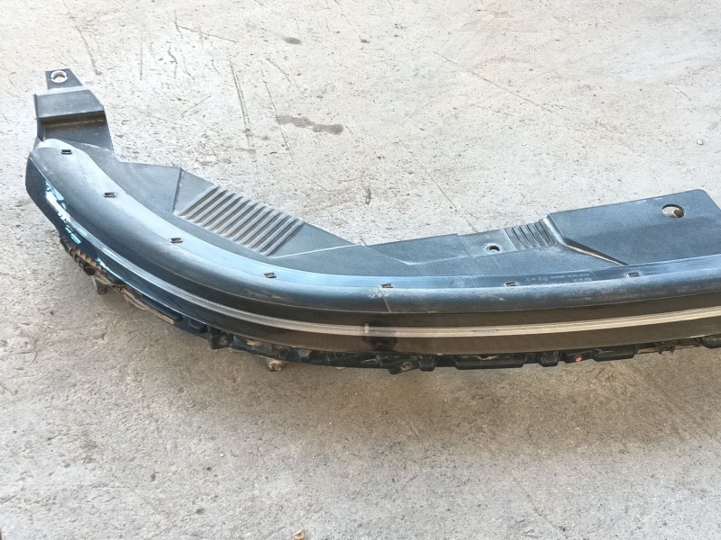 Recambio de faro luz diurna central para hyundai kona sx2 1.6 gdi hybrid referencia OEM IAM   