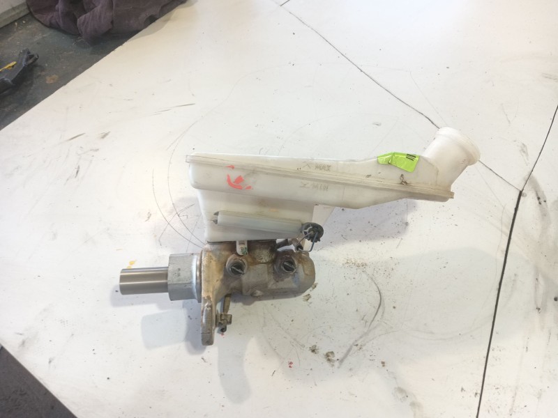 Recambio de bomba freno para mercedes-benz clase a (w176) a 200 cdi / d (176.008) referencia OEM IAM 2464300301  
