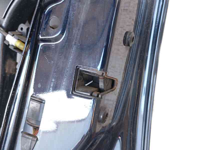 Recambio de puerta delantera derecha para audi a6 c5 avant (4b5, 4b6) 2.5 tdi quattro referencia OEM IAM 4B0831052D  