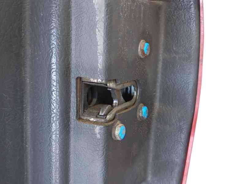Recambio de puerta delantera derecha para chatenet ch26 0.5 diesel referencia OEM IAM   
