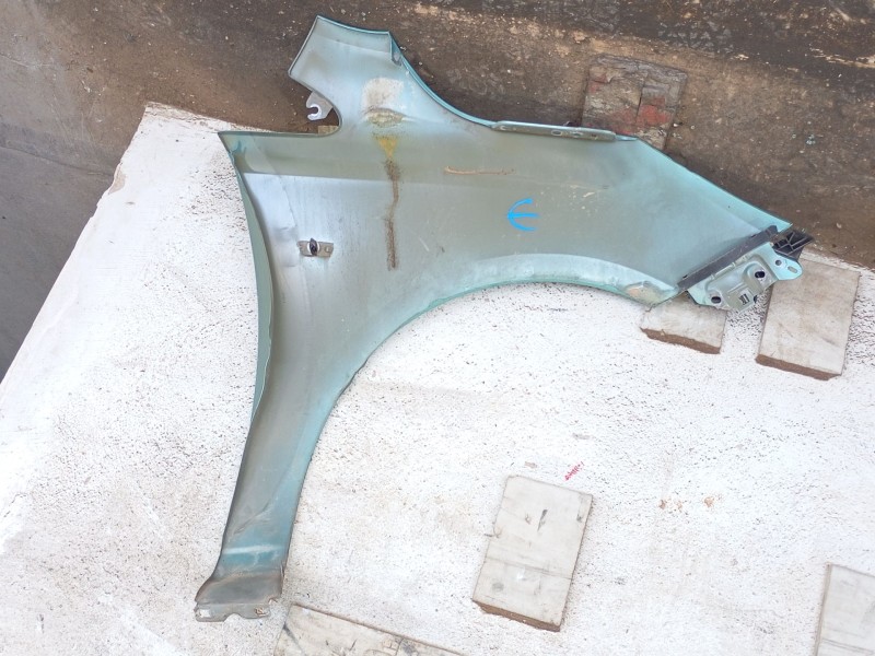 Recambio de aleta delantera izquierda para opel corsa e (x15) 1.4 (08, 68) referencia OEM IAM   