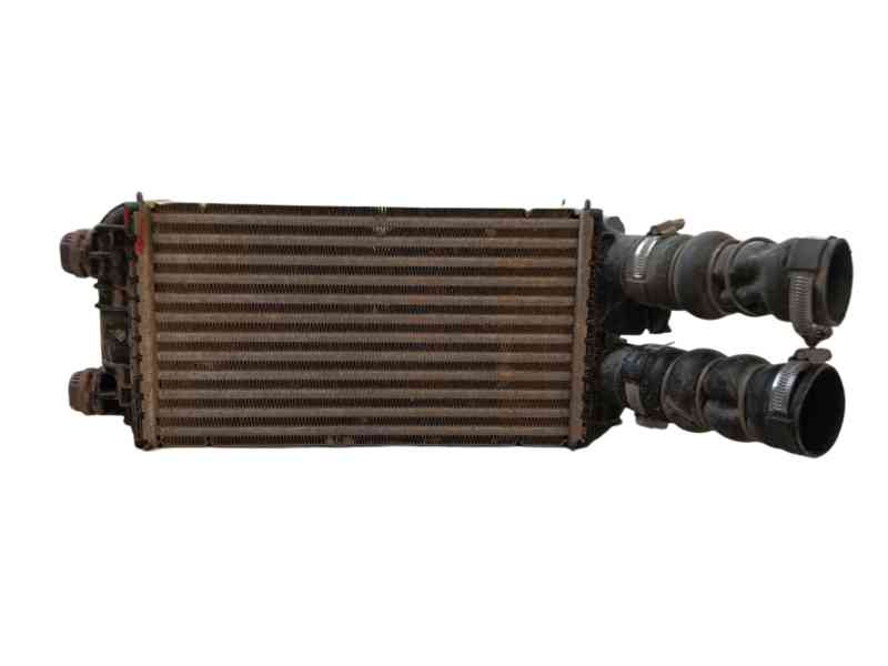 Recambio de intercooler para jeep avenger 1.2 turbo 100 referencia OEM IAM 9824742280 JD1271006520 