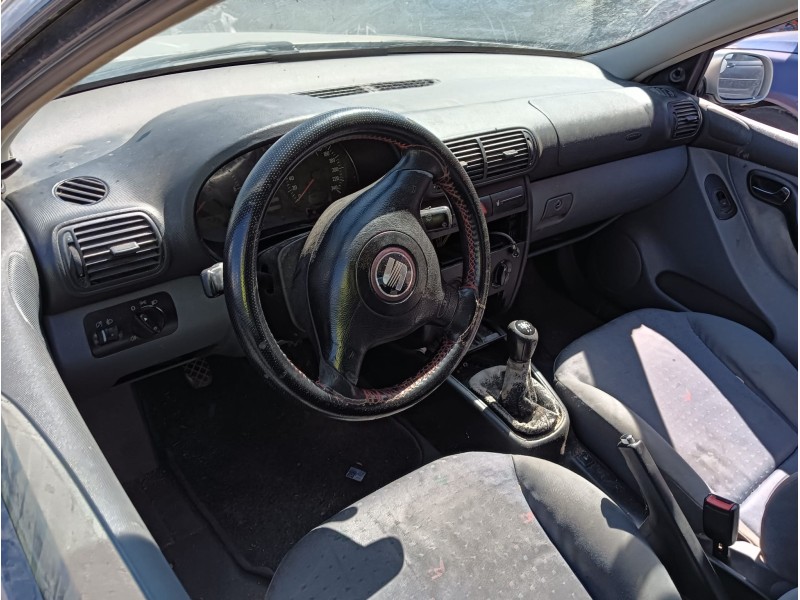 seat toledo ii (1m2) del año 1999