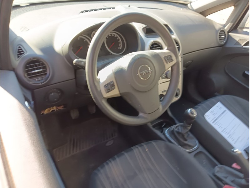 opel corsa d (s07) del año 2007