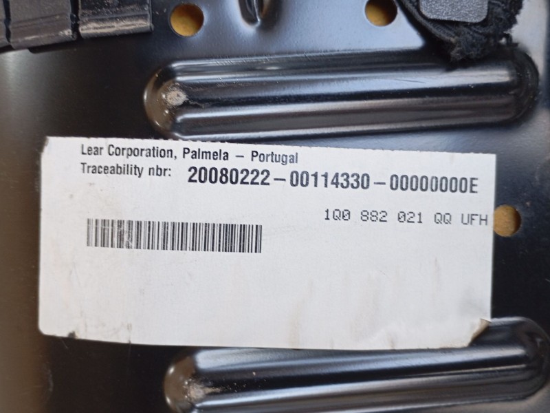 Recambio de asiento delantero izquierdo para volkswagen eos (1f7, 1f8) 2.0 tdi referencia OEM IAM  1K3881105DP 