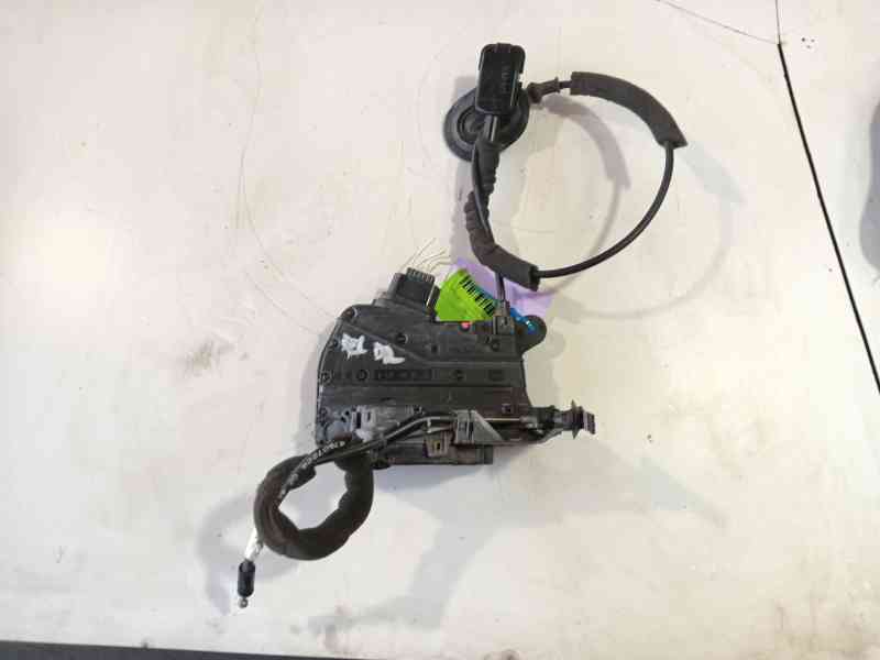 Recambio de cerradura puerta delantera derecha para renault captur i (j5_, h5_) 1.5 dci 90 referencia OEM IAM 805020401R  