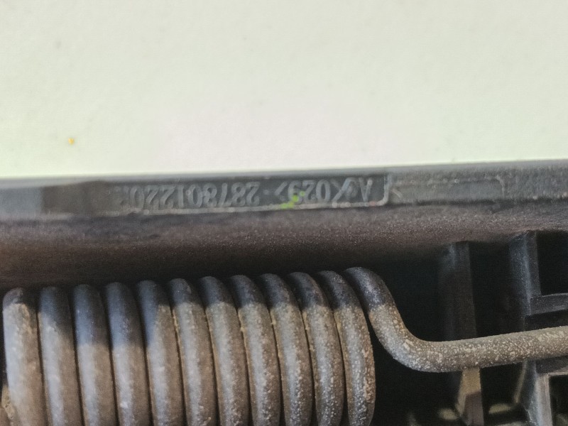 Recambio de brazo limpia trasero para renault captur i (j5_, h5_) 1.5 dci 90 referencia OEM IAM   