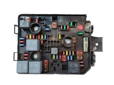 Recambio de caja reles / fusibles para opel corsa e (x15) 1.4 (08, 68) referencia OEM IAM    2