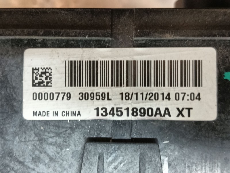 Recambio de caja reles / fusibles para opel corsa e (x15) 1.4 (08, 68) referencia OEM IAM   