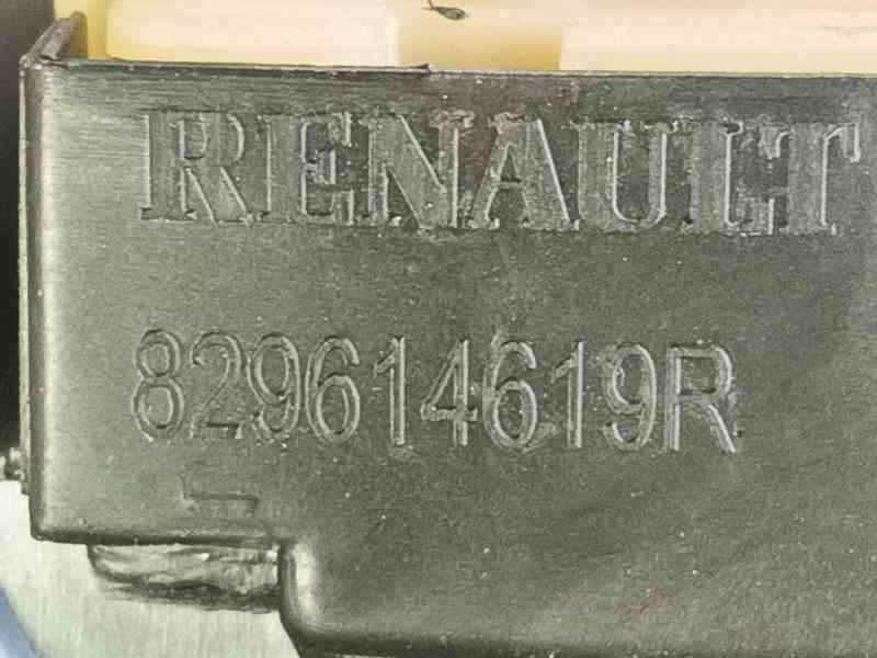 Recambio de mando elevalunas trasero derecho para renault captur i (j5_, h5_) 1.5 dci 90 referencia OEM IAM   