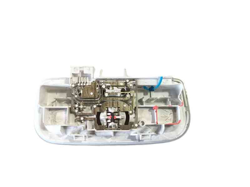 Recambio de luz interior delantera central para renault captur i (j5_, h5_) 1.5 dci 90 referencia OEM IAM   