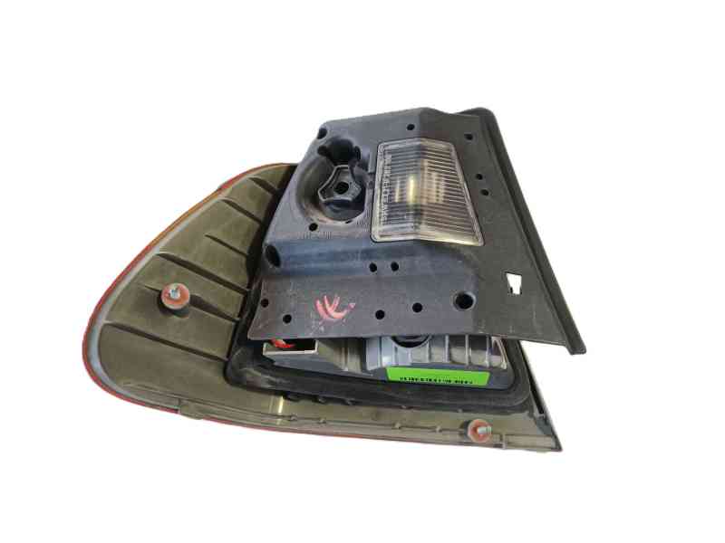 Recambio de piloto trasero derecho para bmw 3 (e46) 320 d referencia OEM IAM 63218364922  