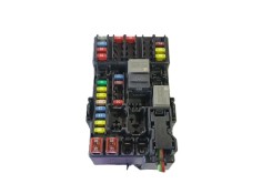 Recambio de caja reles / fusibles para opel corsa e (x15) 1.4 (08, 68) referencia OEM IAM   
